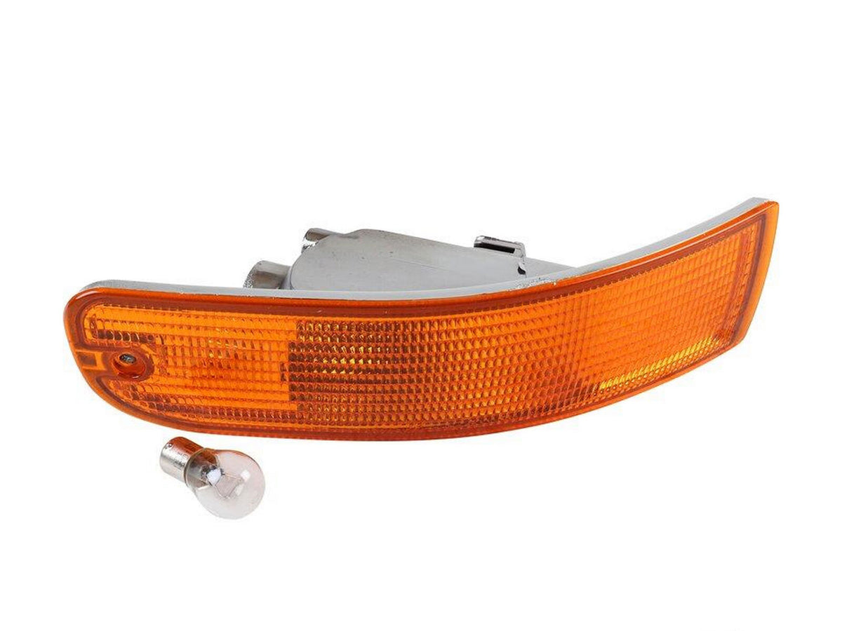 Porsche 993 1994-97 Orange Front Indicator Pair with Bulbs 99363106100 JP Dansk